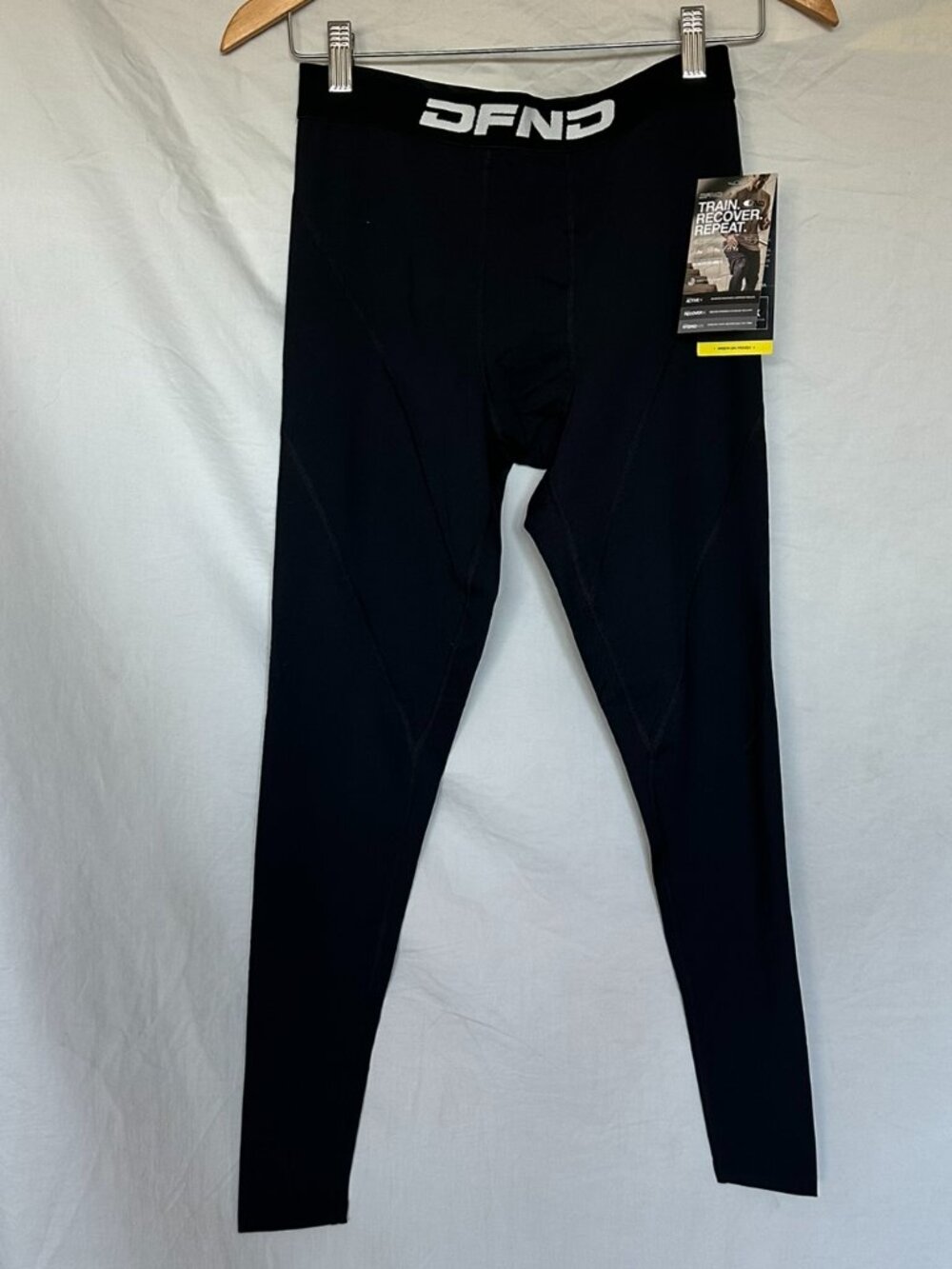 DFND Compression Tight Bottoms, Brand New w/Tags, size: M